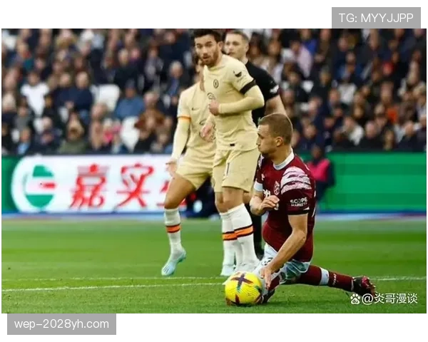 未经许可离场的足球规则解读：裁判如何判罚及影响分析