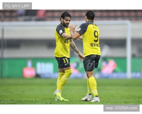 卡纳瓦罗主导出球体系下，锋线压制力为何较以往更强？